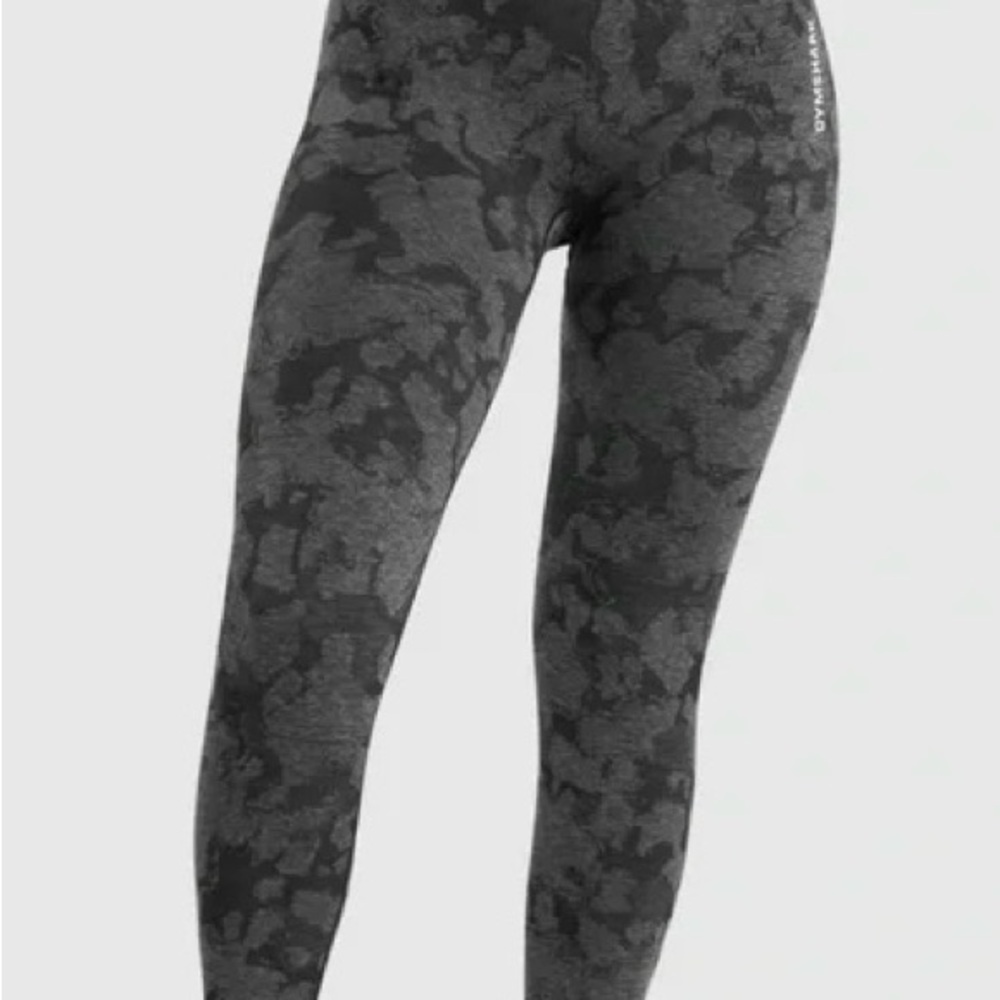 Gymshark Adapt Camo Seamless Leggings - Black and Gray